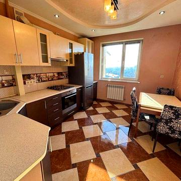 Двокімнатна квартира з ремонтом в новобудові. Меблі, техніка_M