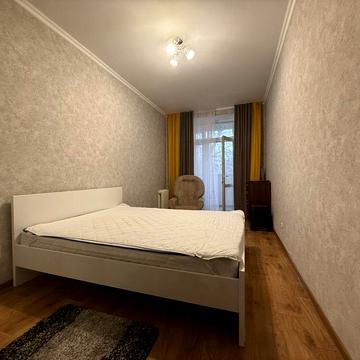 Аренда евро 2-ку в Центре ул Декабистов