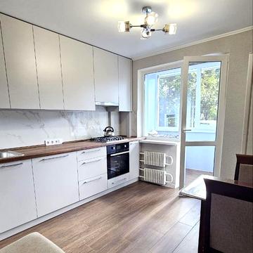 Фонтанська дорога вул., 41