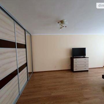 Довгострокова оренда 1к Квартира Рєпіна вулиця