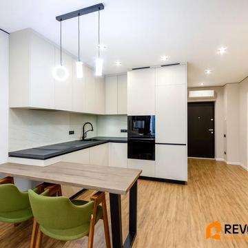 Віктора Некрасова вул. (Північно-Сирецька), 8