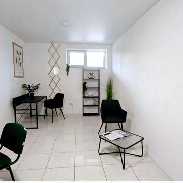 Цоколь - можна переробити в квартиру студію, одна кімната + туалет ЖК Колібрі