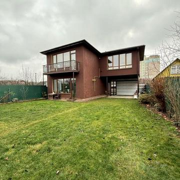 NEWStreet! Продам Двоповерховий будинок по вул.Єськова