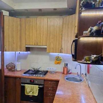 Василя Стуса вул., 9