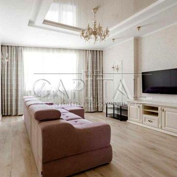 Оренда просторої 3к квартири   вул. Героїв полку «Азов», 8