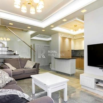 Житня вул., 17