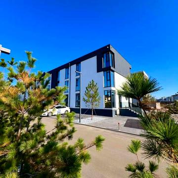 Прикордонна вул.