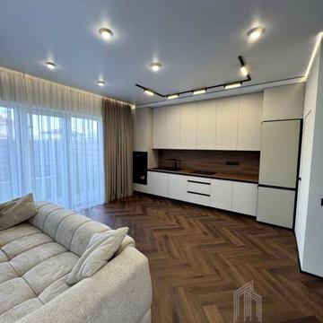 Святищенська вул.