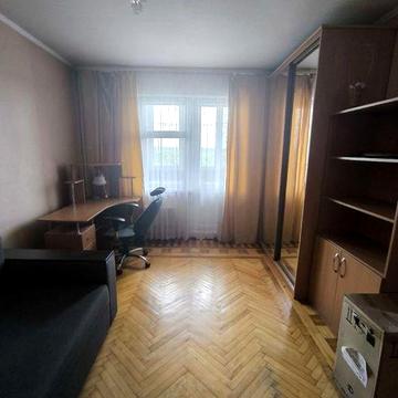 Здам трикімнатну квартиру в Деснянському р- н, вул Закревського,71