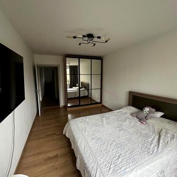 Олександра Архипенка вул. (Мате Залки), 10-Б