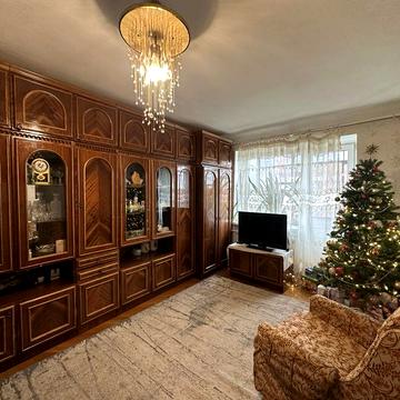 Продаж 3к в центрі міста