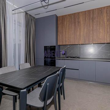 Макарівська вул.