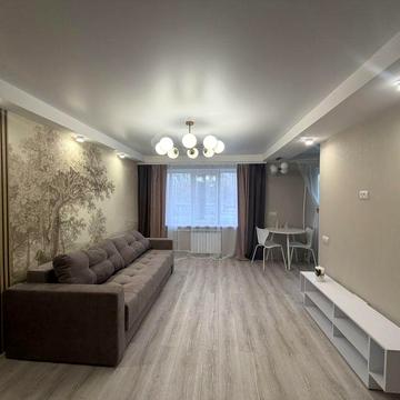 Продам 2 комнатную квартиру р-н Украина