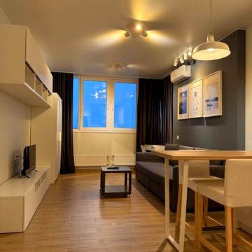 Аренда квартиры ЖК Караваевы дачи, Полевая  73, Шулявка