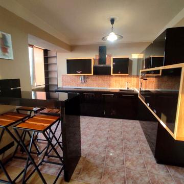 Микільсько-Ботанічна вул., 6/8