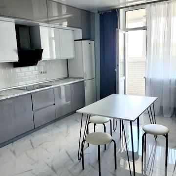 Ясинуватський пров., 10