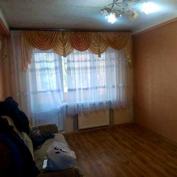 Продам дво-кімнатну квартиру Павлоград, Ливмаш