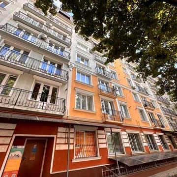 Квартира в НОВОБУДОВІ ул. Петропавлівська, 2/7 поверх