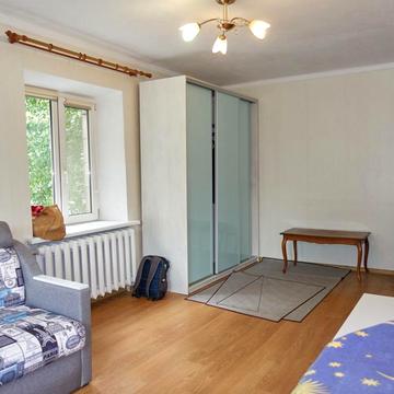 Антоновича вул. (Горького), 170/172