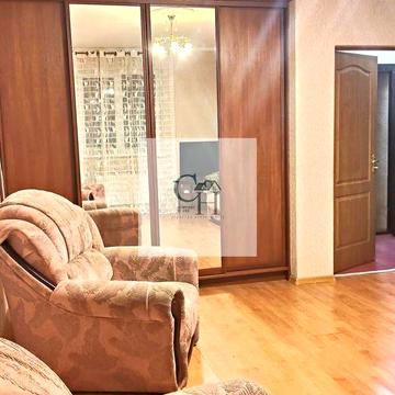 Наумова 66, 1 кім, Академмістечко