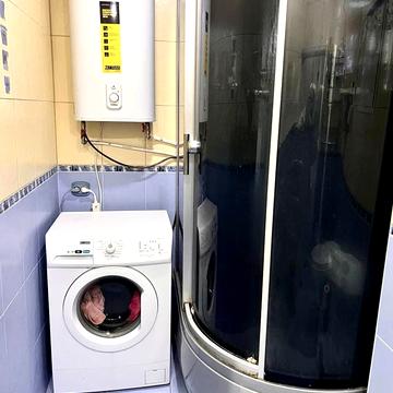 Дмитра Чижевського вул. (Петра Чаадаєва), 3