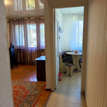 Продам без комиссии 1 к.кв. Парк Победы.