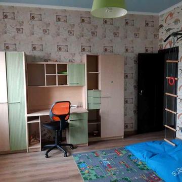 Здам в оренду 2к-квартиру, 90 м кв.+паркомісце