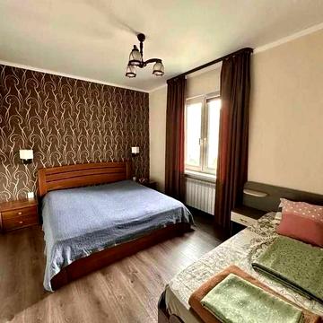 Здається 2-кімнатна квартира на вул.Урлівській,20