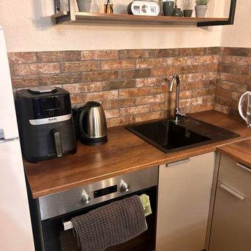 Без комісіі. Кухня студія. Метро