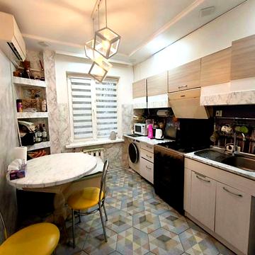 Продам 4 комнатную квартиру, для большой семьи