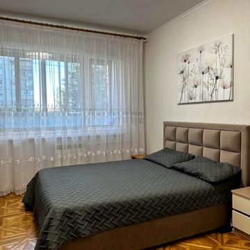 Рональда Рейгана вул., 4-А