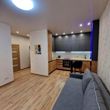 Кучеревського бульв., 1