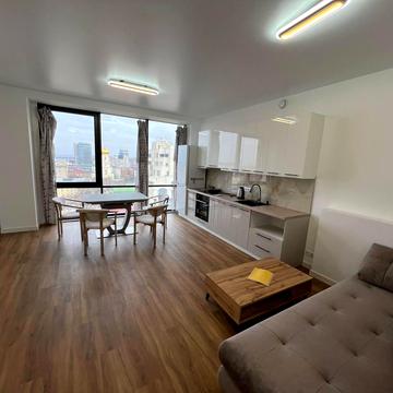 Троїцька вул. (Червона), 5