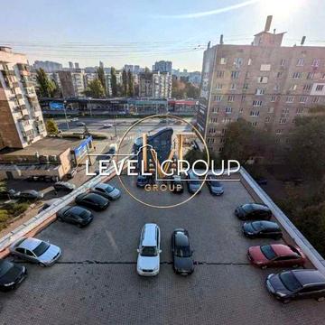 Чотирикімнатна квартира або офіс на вул. Провіантська, 3