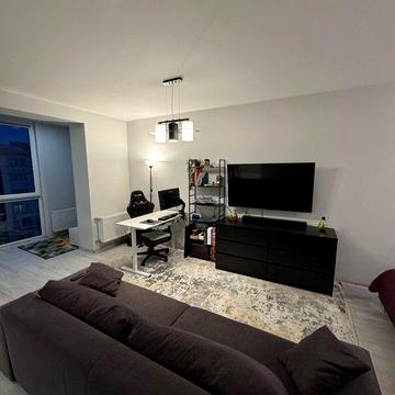 Оренда квартири кухня студія + спальня ТЦ Майдан