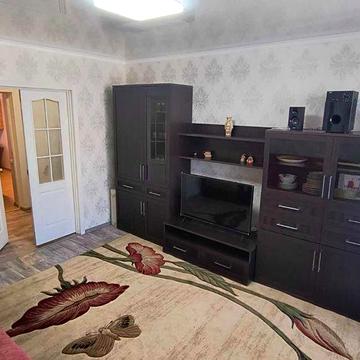 Продам 4-х кім. Центр