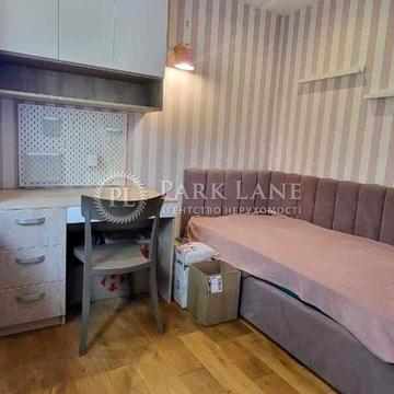 Продаж 3х кімнатної квартири вул. Печенізька, 1/7 Шевченківський район