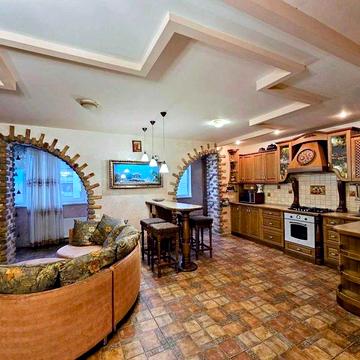 Сдам в аренду 4-к квартиру в Приднепровске. Кирпич! Автономка!