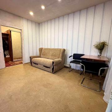 Продам 2к квартиру в Центре! Индивидуальное газовое отопление!