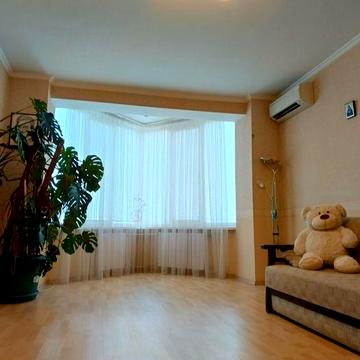 Без комісії. Продам 3-кімнатну кв-ру. 10хв м.Святошин