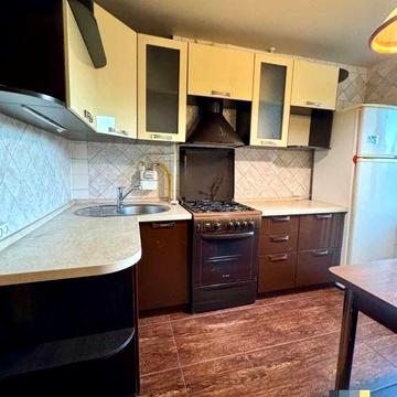 Продам простору 3к квартиру Лівобережний 2