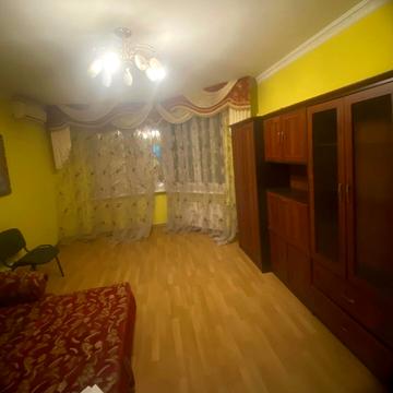 Олени Пчілки вул., 2