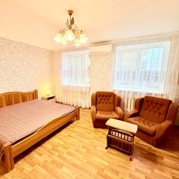 Здам 1 кімнатну велику квартиру, Кадетський гай 3.Соломʼянська площа