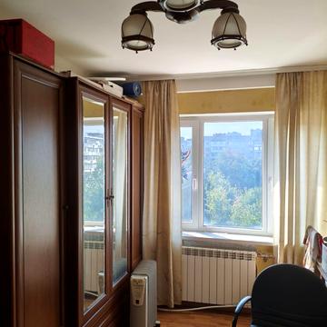 Голосіївський просп. (40-річчя Жовтня), 114 к2