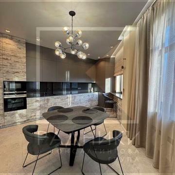 Продаж 4 кімнатної квартири з дорогим якісним ремонтом в ЖК «Фаворит» ЖК Фаворит