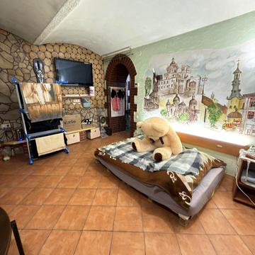 Олекси Новаківського вул., 4