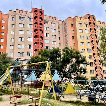 Оренда трикімнатна утеплений будинок біля центру Рівне