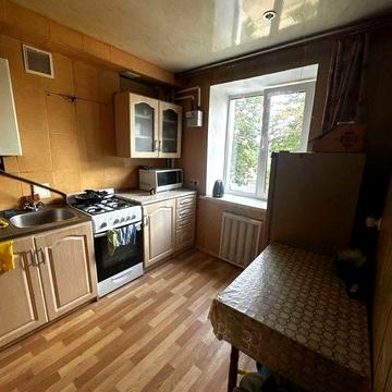 Продам 1к. квартиру по вул. Романа Шухевича 8/12