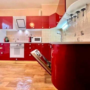 Григорія Ващенка вул., 1