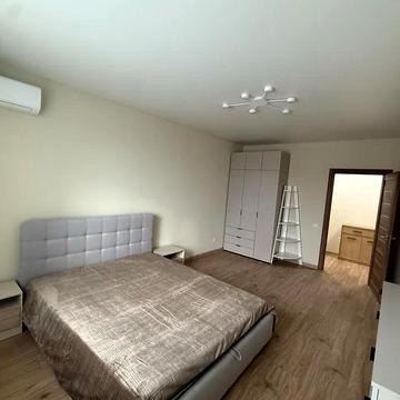 Васильківська вул., 37-Г